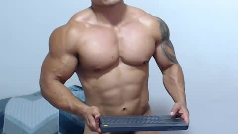 Leo online show from May 27, 2026, 2:30 am