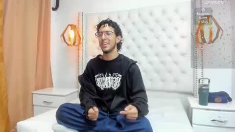 Snapshot of leo_sanz6 chatting on June 20, 2026, 12:19 pm LEO online show from June 20, 2026, 12:19 pm