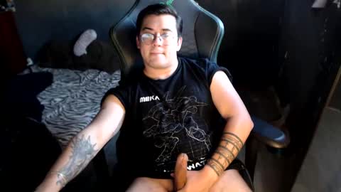 Snapshot of leo_star69 chatting on December 9, 2024, 11:34 pm leo_star69 online show from December 9, 2024, 11:34 pm