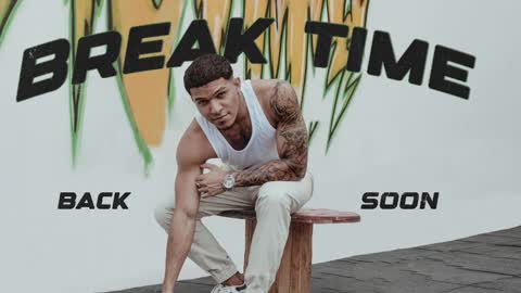 Leo independent model online show from October 4, 2025, 4:32 am