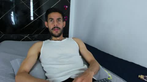 Snapshot of leo_vesper chatting on April 11, 2026, 12:20 pm leo vesper online show from April 11, 2026, 12:20 pm