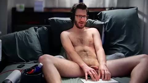 LeoBiggy online show from February 23, 2025, 9:00 am