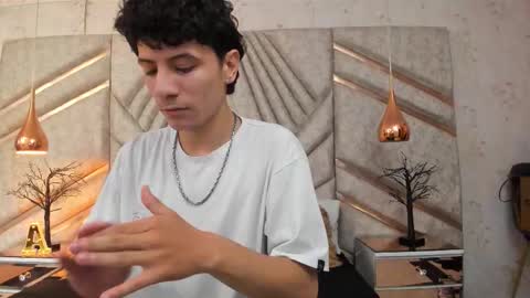 Leo online show from February 22, 2026, 3:40 am