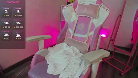 Snapshot of leona_williams chatting on February 23, 2025, 11:55 am leona_williams online show from February 23, 2025, 11:55 am