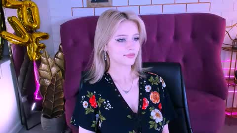 Snapshot of leonastone chatting on October 30, 2025, 5:02 pm leonastone online show from October 30, 2025, 5:02 pm