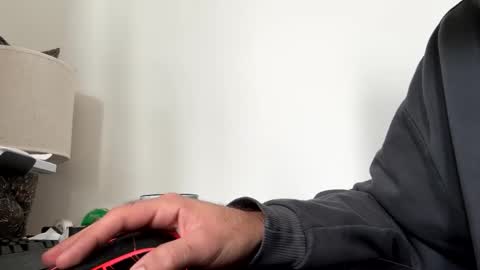 leondri online show from September 20, 2025, 10:27 am