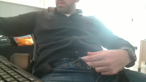 Snapshot of leone44 chatting on February 17, 2025, 11:23 am angel e sonia online show from February 17, 2025, 11:23 am