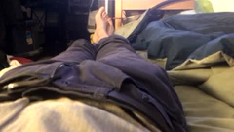 Leon online show from March 26, 2026, 4:51 am