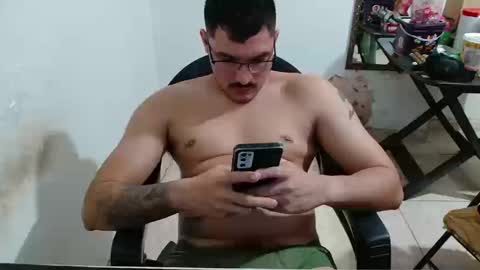 Snapshot of leonino231 chatting on September 17, 2025, 12:56 am leonino231 online show from September 17, 2025, 12:56 am