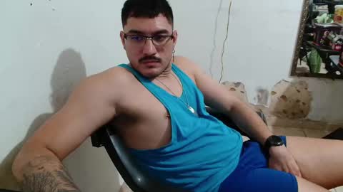 Snapshot of leonino231 chatting on September 19, 2025, 12:02 am leonino231 online show from September 19, 2025, 12:02 am