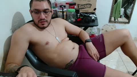 Snapshot of leonino231 chatting on October 5, 2025, 1:59 am leonino231 online show from October 5, 2025, 1:59 am