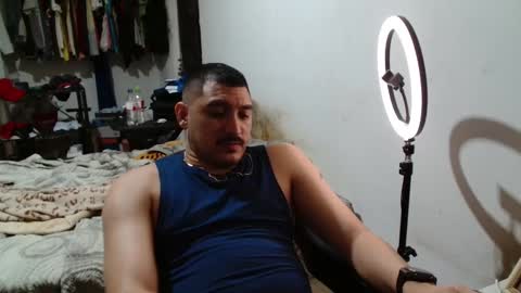 leonino231 online show from March 28, 2026, 3:39 am