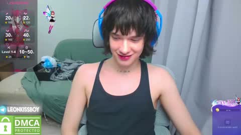 Snapshot of leonkissboy chatting on April 21, 2026, 6:01 pm leonkissboy online show from April 21, 2026, 6:01 pm