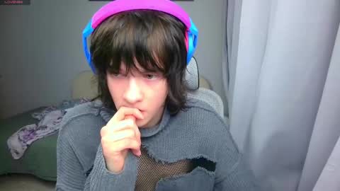 Snapshot of leonkissboy chatting on May 31, 2026, 4:14 pm leonkissboy online show from May 31, 2026, 4:14 pm