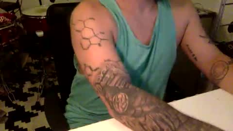 LeonQuiet online show from December 23, 2025, 3:37 am