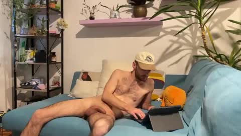 Snapshot of leonvampire chatting on December 19, 2025, 2:02 pm Leon online show from December 19, 2025, 2:02 pm