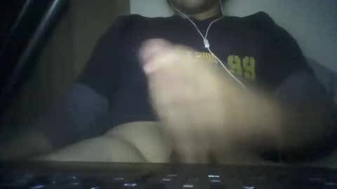 Snapshot of leoonel_95 chatting on November 22, 2025, 6:34 am leoonel_95 online show from November 22, 2025, 6:34 am