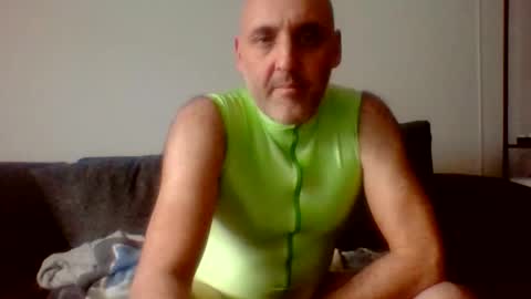 Leotardo online show from November 15, 2025, 2:57 pm