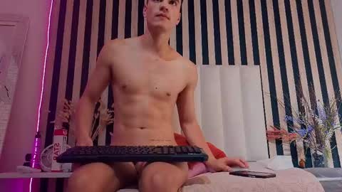 Snapshot of leotease chatting on May 15, 2026, 11:34 pm leotease online show from May 15, 2026, 11:34 pm