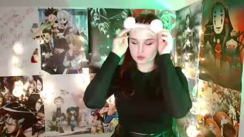 little secret online show from November 25, 2025, 7:47 pm