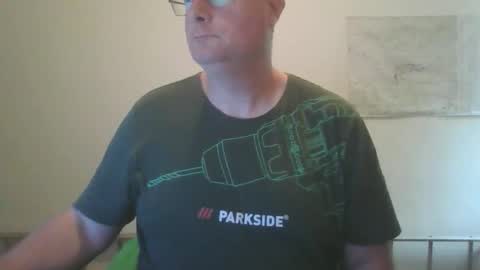 homquisgode online show from November 13, 2025, 10:25 am