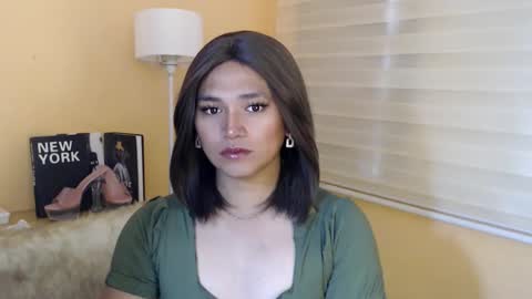 Snapshot of lesleyanderson chatting on December 4, 2025, 12:09 am Pat online show from December 4, 2025, 12:09 am