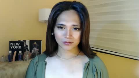 Snapshot of lesleyanderson chatting on December 14, 2025, 10:58 pm Pat online show from December 14, 2025, 10:58 pm