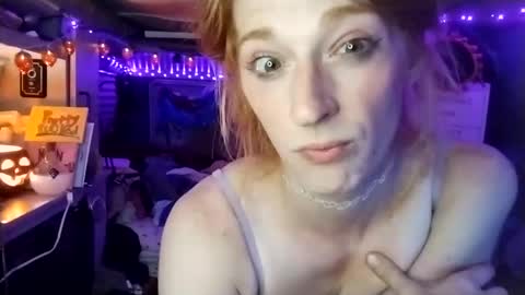 LesleyGumGrass- The Boring Trans girl online show from September 16, 2025, 3:40 am