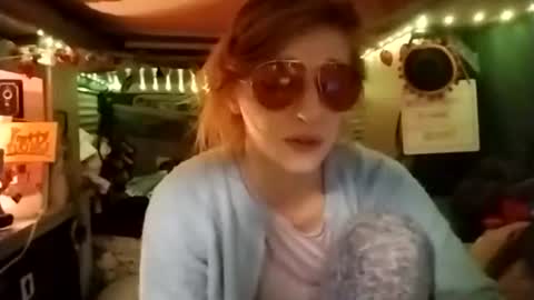 LesleyGumGrass- The Boring Trans girl online show from December 4, 2025, 7:50 am