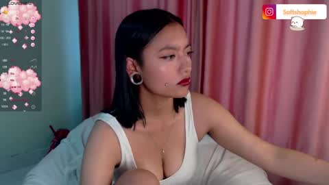 Snapshot of leslie__anderson chatting on January 30, 2025, 11:02 pm Leslie online show from January 30, 2025, 11:02 pm