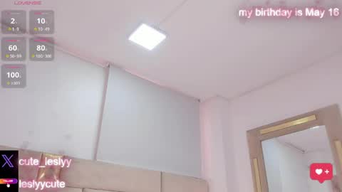 lesly_cutee online show from April 24, 2026, 1:13 pm