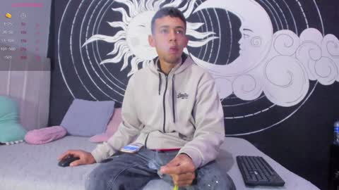 lesly_harryhot online show from December 18, 2024, 1:12 pm