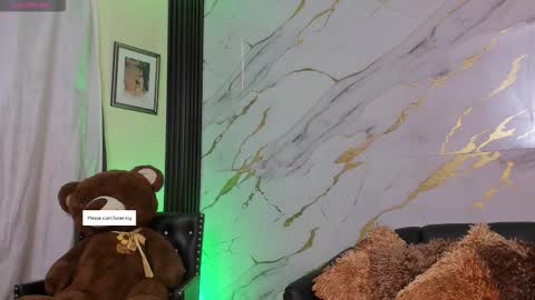 I am here from Monday to Friday from 730 am to 130 pm Colombia time and saturday from 500 am to 1000 am .... Soon Blue page online show from November 15, 2025, 1:07 pm