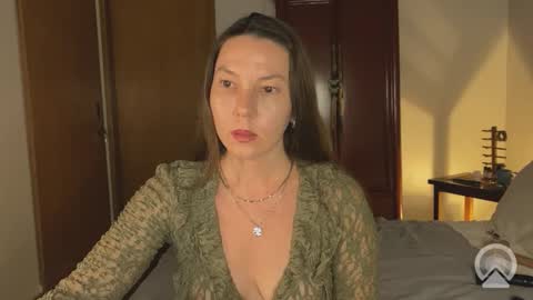 Snapshot of lessya_magic chatting on November 24, 2025, 11:32 am lessya_magic online show from November 24, 2025, 11:32 am