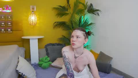 Lessy online show from February 9, 2026, 2:59 am