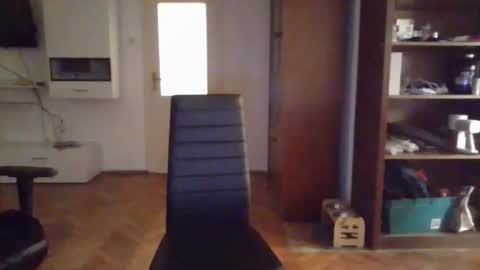 neoglo online show from September 15, 2025, 10:21 pm