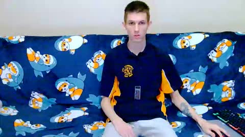 Snapshot of lester_broo chatting on December 4, 2025, 9:34 pm lester_broo online show from December 4, 2025, 9:34 pm
