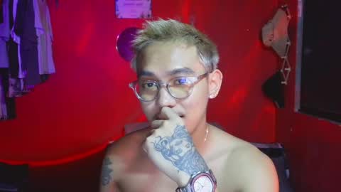 Snapshot of lesteryooo chatting on April 1, 2026, 1:41 pm lesteryooo online show from April 1, 2026, 1:41 pm