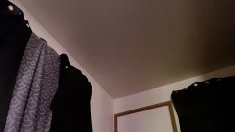Snapshot of letsplay361 chatting on February 19, 2026, 1:01 am letsplay361 online show from February 19, 2026, 1:01 am