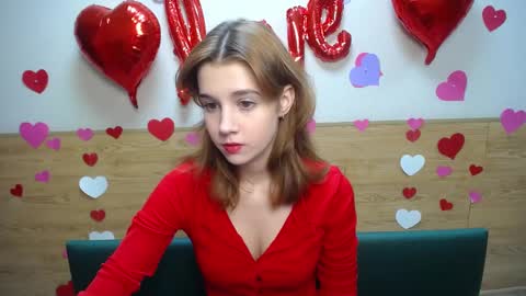 Snapshot of letty_curly chatting on February 5, 2025, 6:02 am letty_curly online show from February 5, 2025, 6:02 am