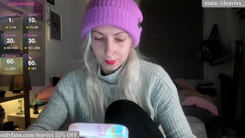 Snapshot of leusee chatting on January 13, 2025, 6:05 pm LeaVixx online show from January 13, 2025, 6:05 pm