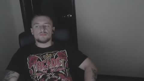 Snapshot of lev1ngston chatting on December 24, 2024, 3:37 pm lev1ngston online show from December 24, 2024, 3:37 pm