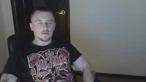 Snapshot of lev1ngston chatting on January 13, 2025, 4:50 am lev1ngston online show from January 13, 2025, 4:50 am