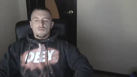 Snapshot of lev1ngston chatting on January 25, 2025, 12:58 pm lev1ngston online show from January 25, 2025, 12:58 pm