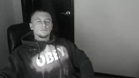 Snapshot of lev1ngston chatting on January 29, 2025, 12:54 am lev1ngston online show from January 29, 2025, 12:54 am