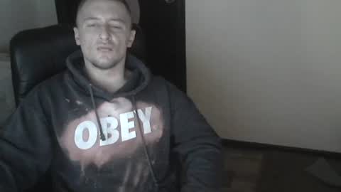 Snapshot of lev1ngston chatting on February 1, 2025, 10:48 am lev1ngston online show from February 1, 2025, 10:48 am