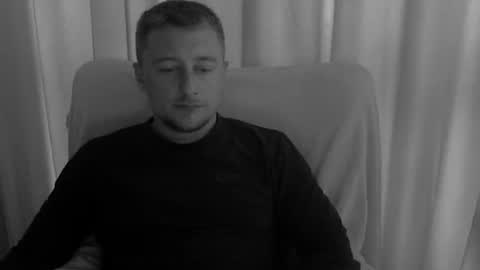 Snapshot of lev1ngston chatting on June 14, 2026, 3:41 am lev1ngston online show from June 14, 2026, 3:41 am