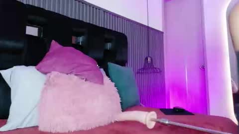 levana1 online show from April 17, 2026, 2:47 am