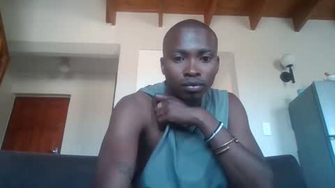 Snapshot of lewinskytheone chatting on February 18, 2025, 12:06 pm lewinskytheone online show from February 18, 2025, 12:06 pm