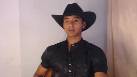 Snapshot of lewis_ly chatting on July 18, 2026, 3:05 pm i am lewis ly EDUARDO MEMDOZA15 online show from July 18, 2026, 3:05 pm